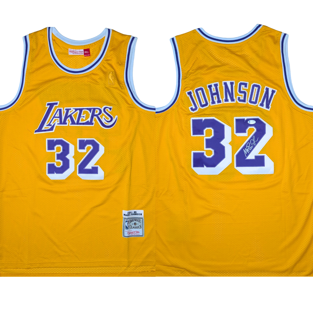 THE DOUBLE MAGIC MIRACLE!! GUARANTEED MAGIC JOHNSON SIGNED JERSEY AND PAOLO MAGIC AUTO!! NEW PRODUCTS GALORE CHASING DOWNTOWNS, FLAGG AUTOS AND BLANK SLATES!! - 30 SPOT RANDOM (6996)