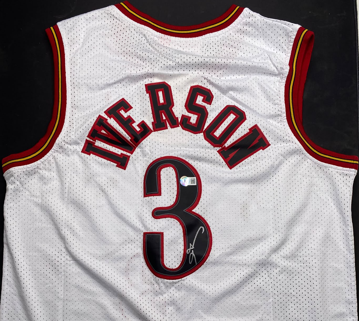 Allen Iverson signed jersey