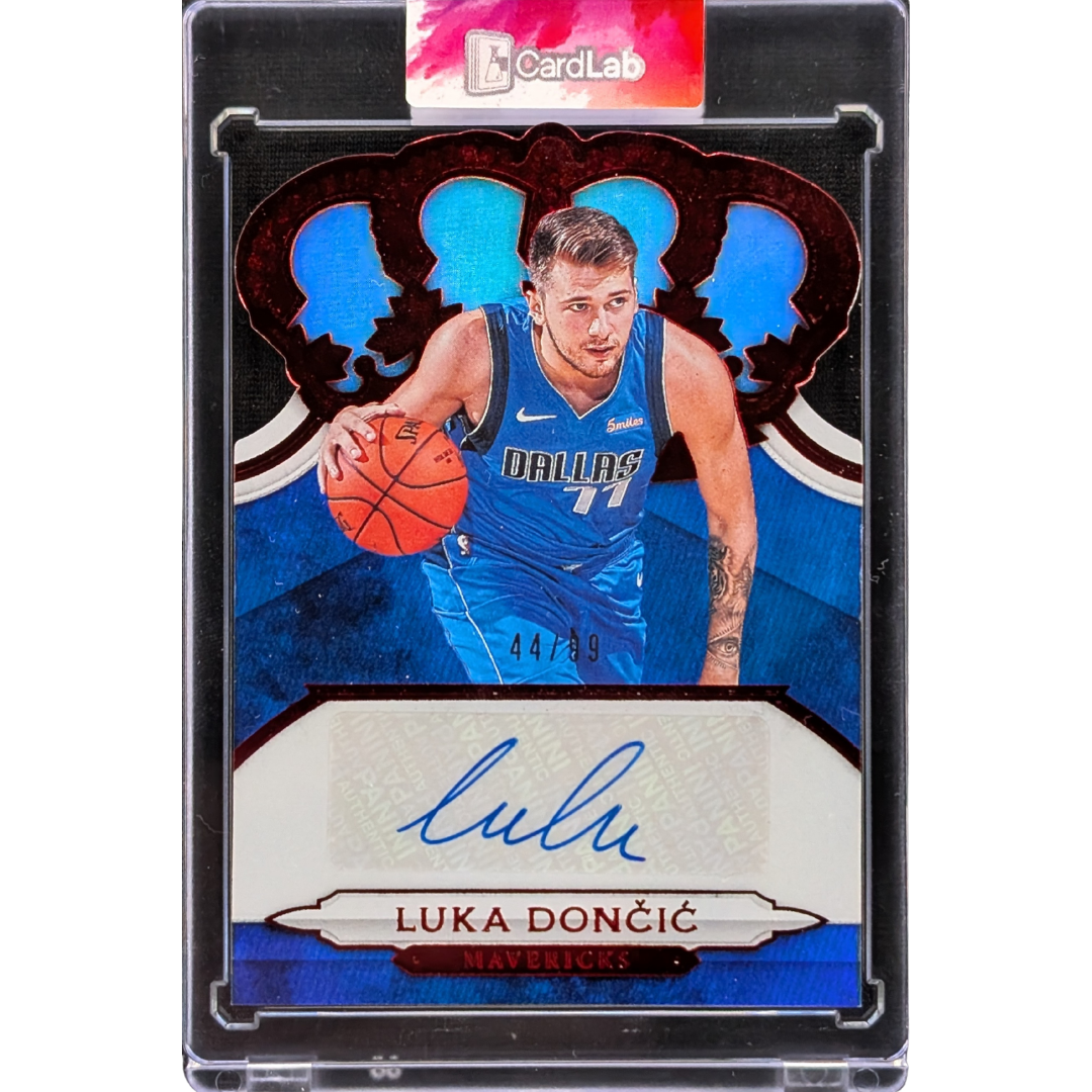 LABOUR DAY LEBRON & LUKA SUPER!! GUARANTEED LEBRON JAMES AUTOGRAPHED JERSEY & LUKA ROOKIE AUTO!! BRAND NEW RELEASE TOPPS PRODUCT & HUGE ROOKIES CHASES!! INSANE 34 BOX BASH!! - 30 SPOT RANDOM (6611)