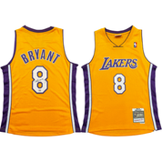 THE WEMBY CRUNCH TIME SUPER!! GUARANTEED KOBE BRYANT AUTOGRAPHED JERSEY & WEMBY CRUNCH TIME GOLD /10!!! HUNTING BRUNSON & FLAGG ROOKIE AUTOS!! HUGE CASE HIT CHASE (25+ BOXES)!! - 30 SPOT RANDOM (6856)