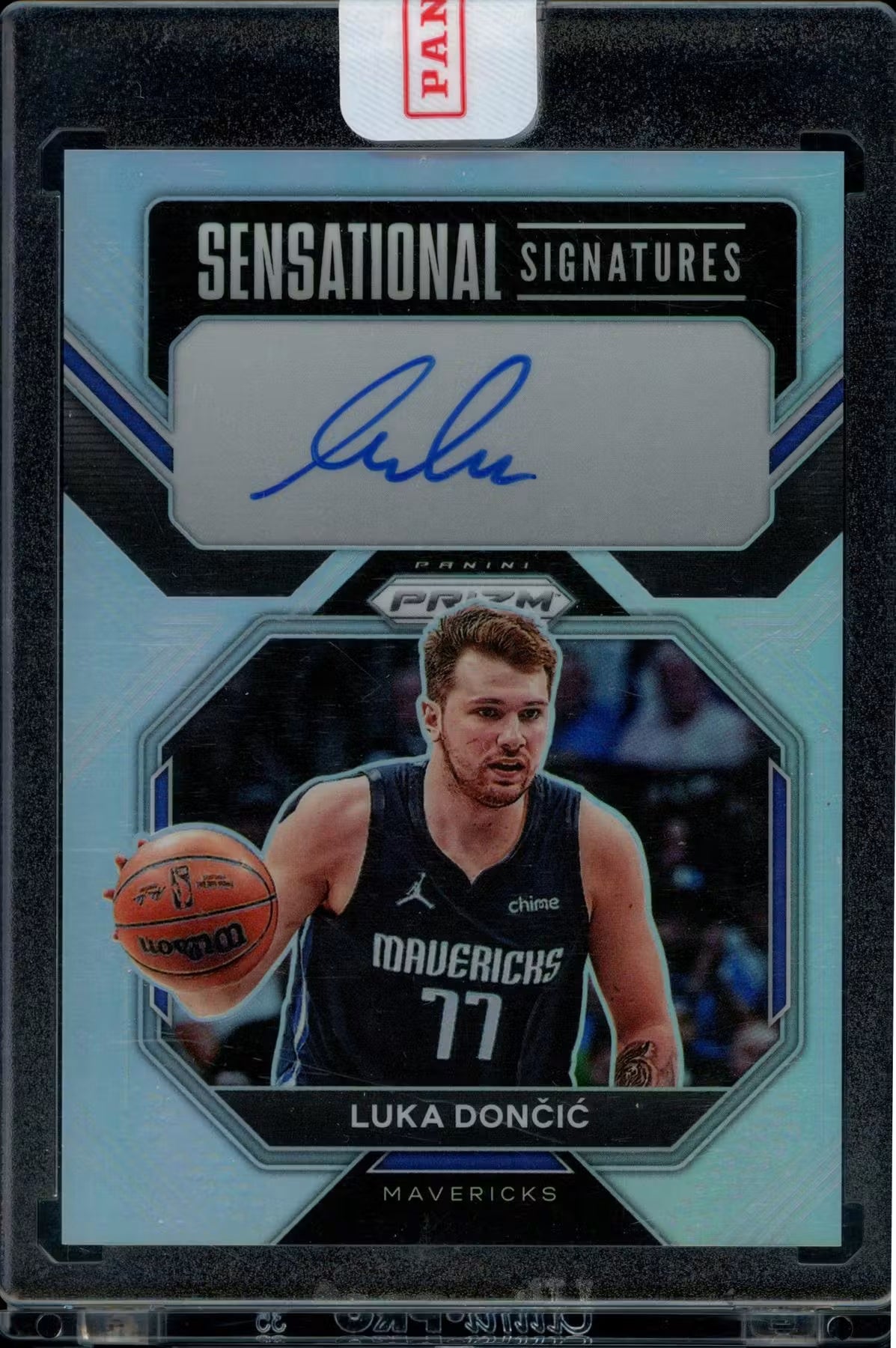 2022-23 Prizm Luka Doncic Sensational Signatures Auto