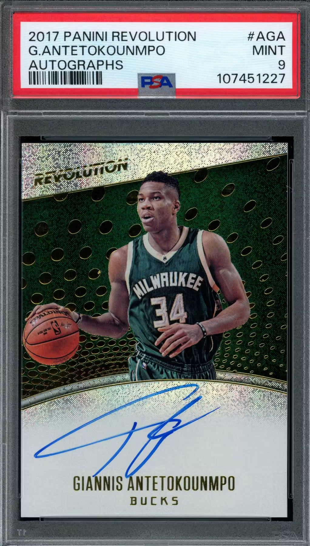 2017 Panini Revolution Giannis Antetokounmpo Auto Card PSA 9